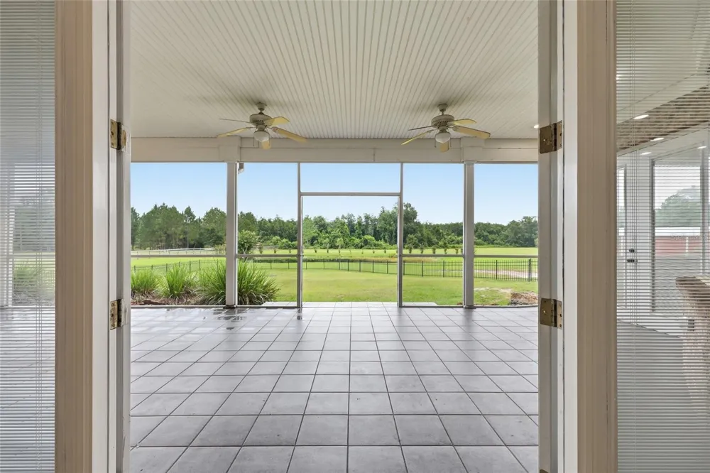 13525 PALM DRIVE Astatula, FL 34705