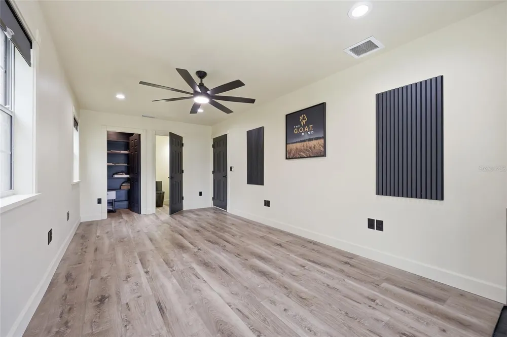 13525 PALM DRIVE Astatula, FL 34705
