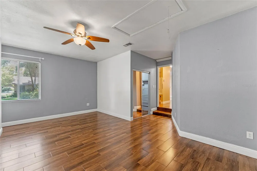 521 LAKESHORE CIRCLE Lake Mary, FL 32746