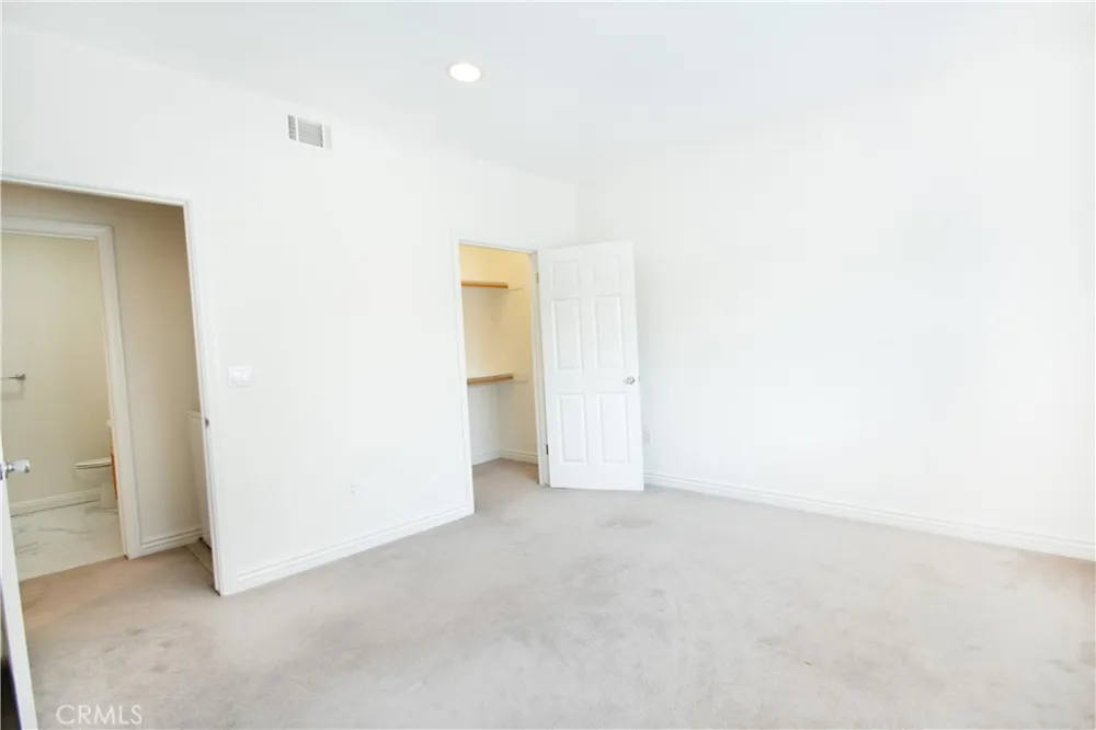 3662 Clarington #3 Los Angeles, CA 90034