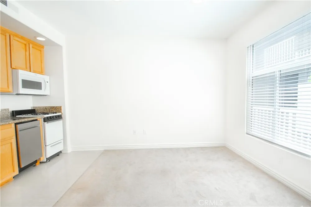 3662 Clarington #3 Los Angeles, CA 90034