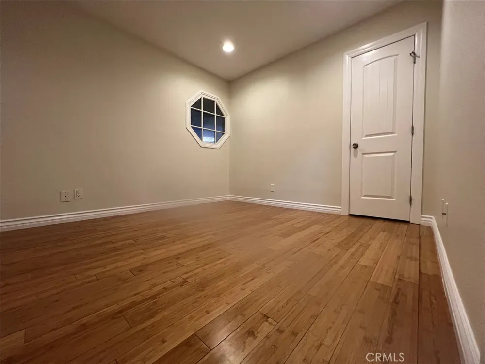 27909 Wellston Saugus, CA 91350
