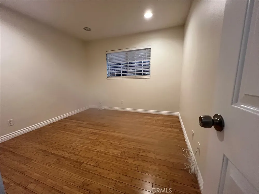27909 Wellston Saugus, CA 91350