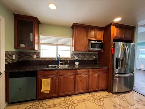 27909 Wellston