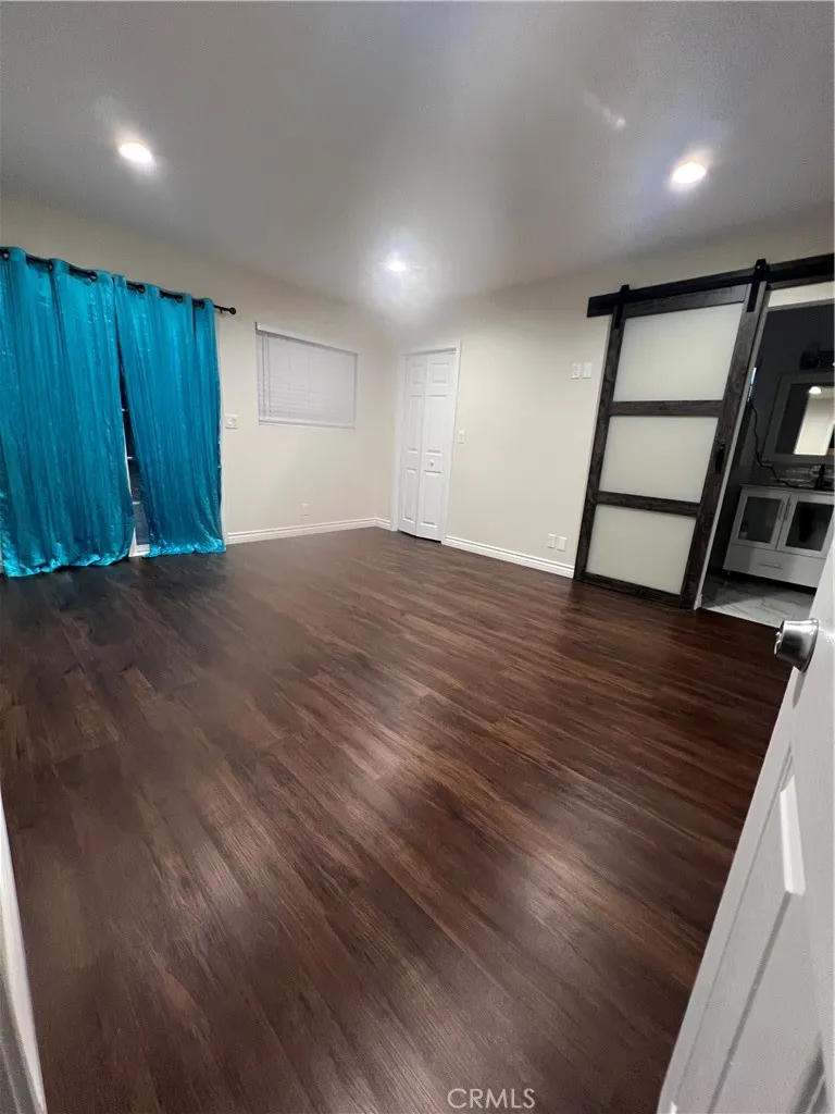 27909 Wellston Saugus, CA 91350