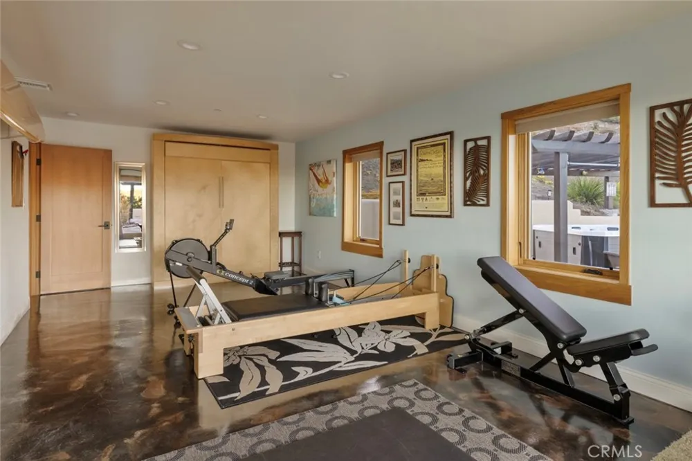 33315 Decker School Malibu, CA 90265