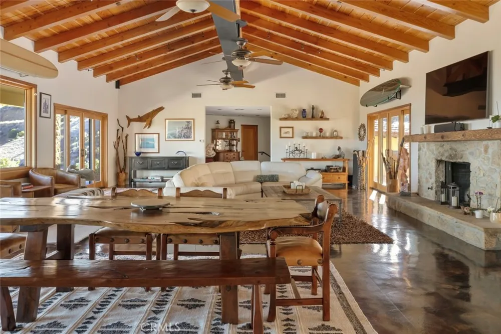 33315 Decker School Malibu, CA 90265