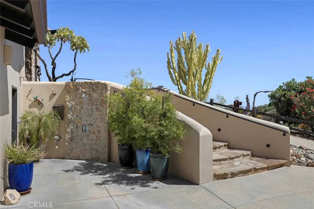 33315 Decker School Malibu, CA 90265