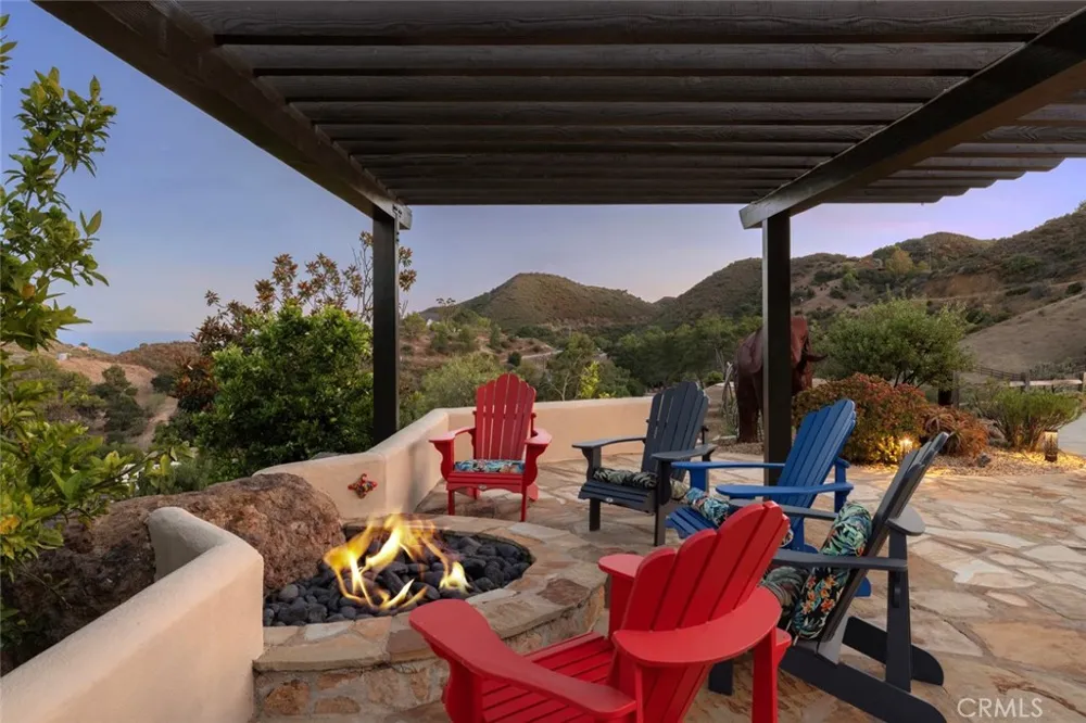 33315 Decker School Malibu, CA 90265