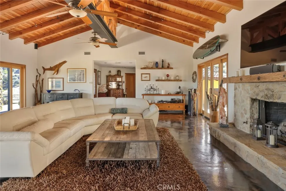 33315 Decker School Malibu, CA 90265