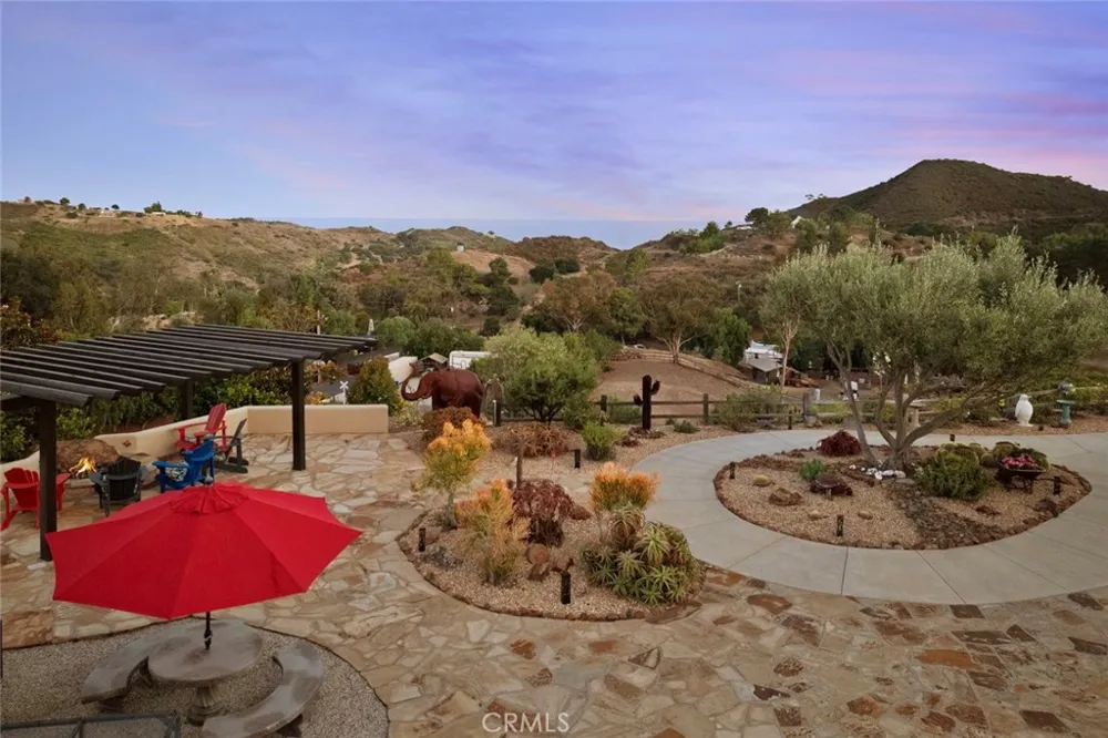 33315 Decker School Malibu, CA 90265