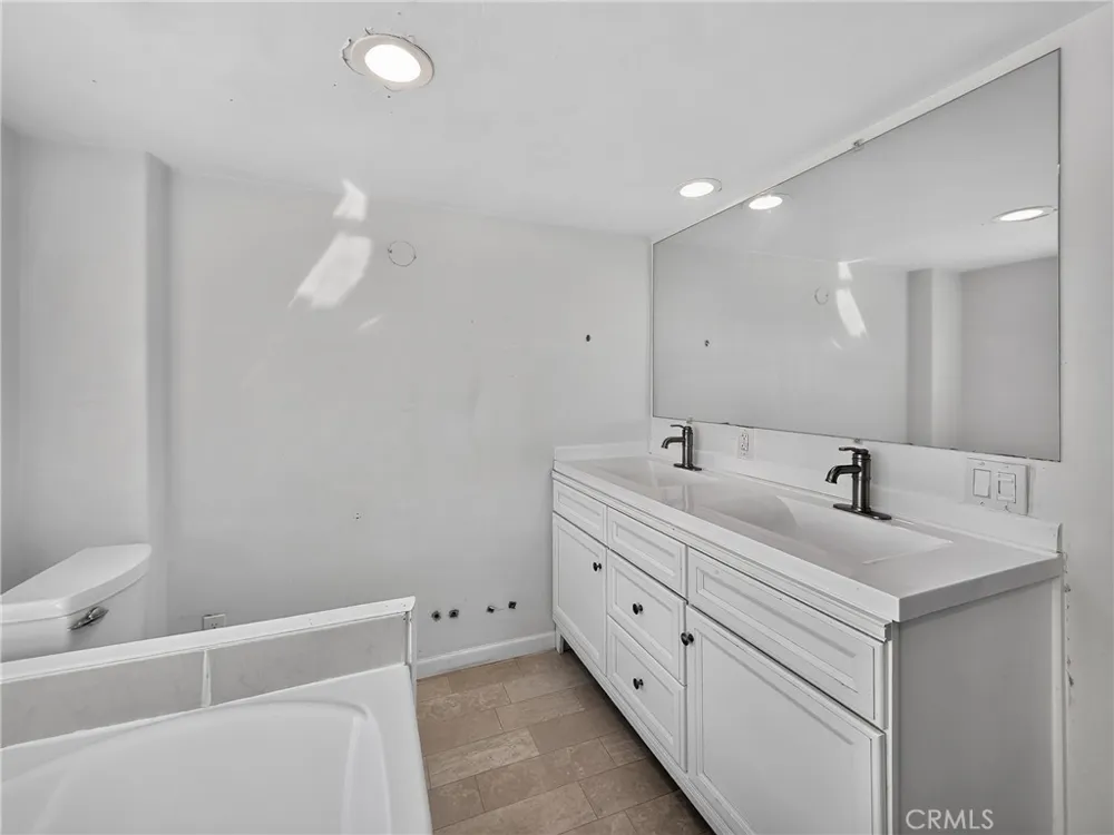 405 Old Cottonwood Creek Road Hornbrook, CA 96044