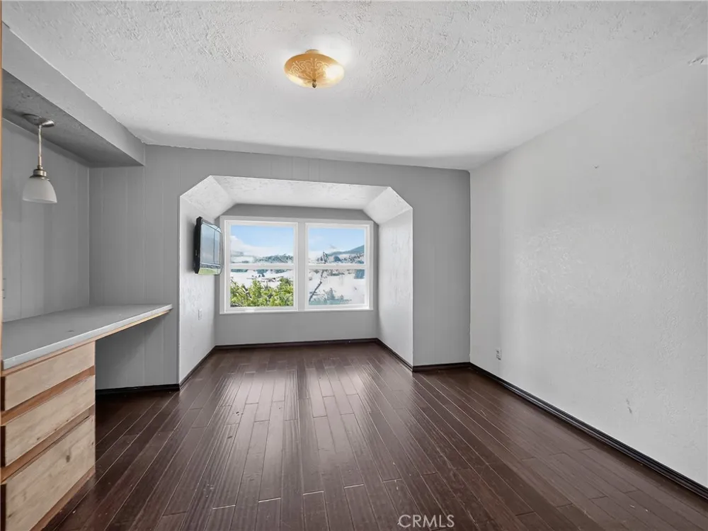 405 Old Cottonwood Creek Road Hornbrook, CA 96044