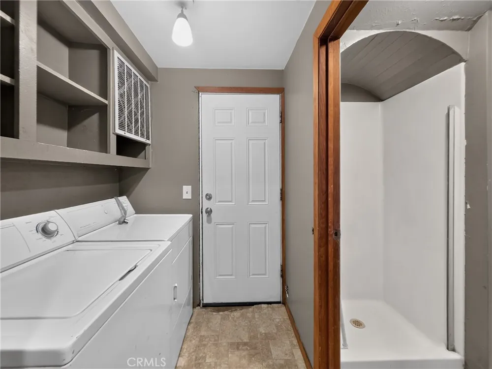405 Old Cottonwood Creek Road Hornbrook, CA 96044