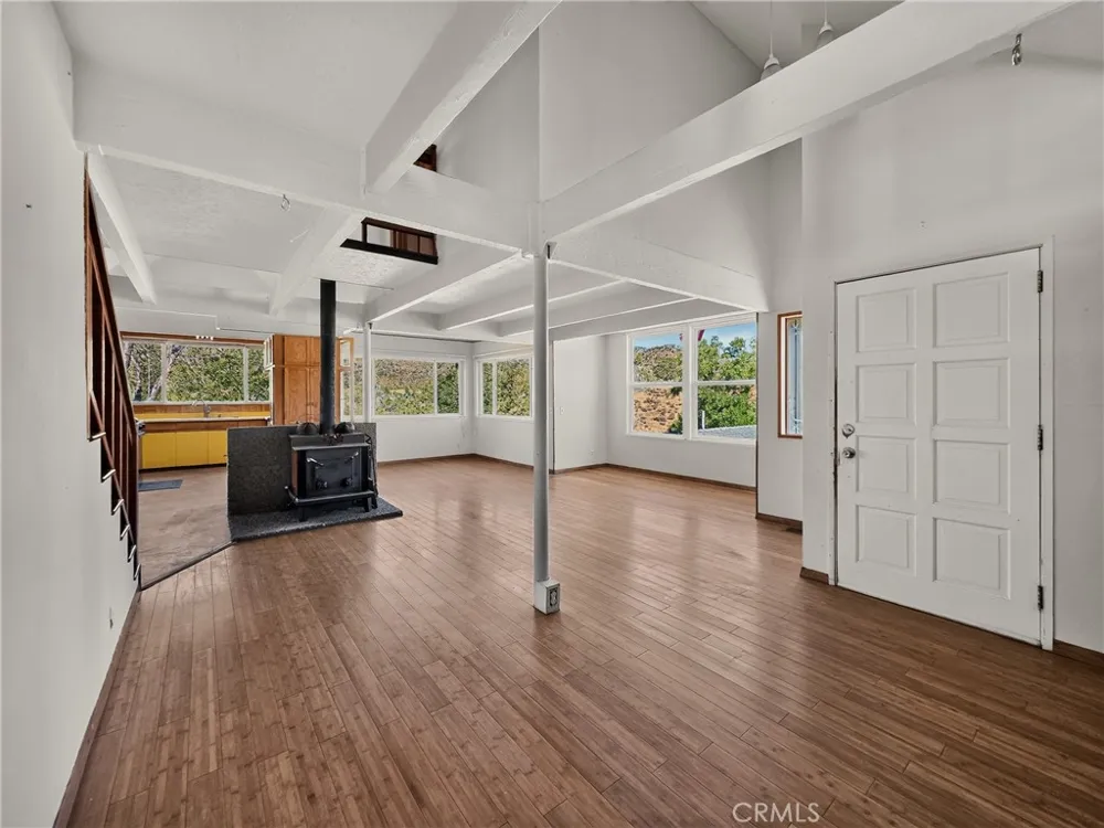 405 Old Cottonwood Creek Road Hornbrook, CA 96044