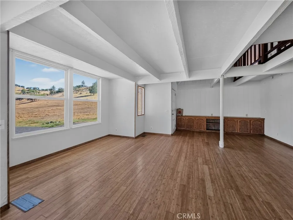 405 Old Cottonwood Creek Road Hornbrook, CA 96044