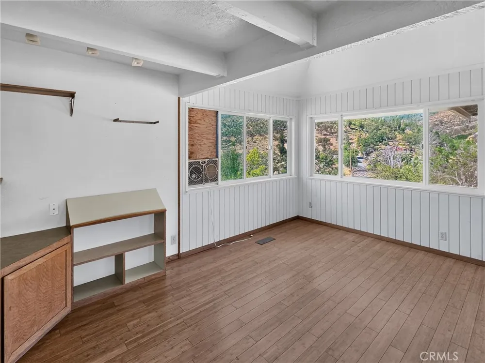 405 Old Cottonwood Creek Road Hornbrook, CA 96044