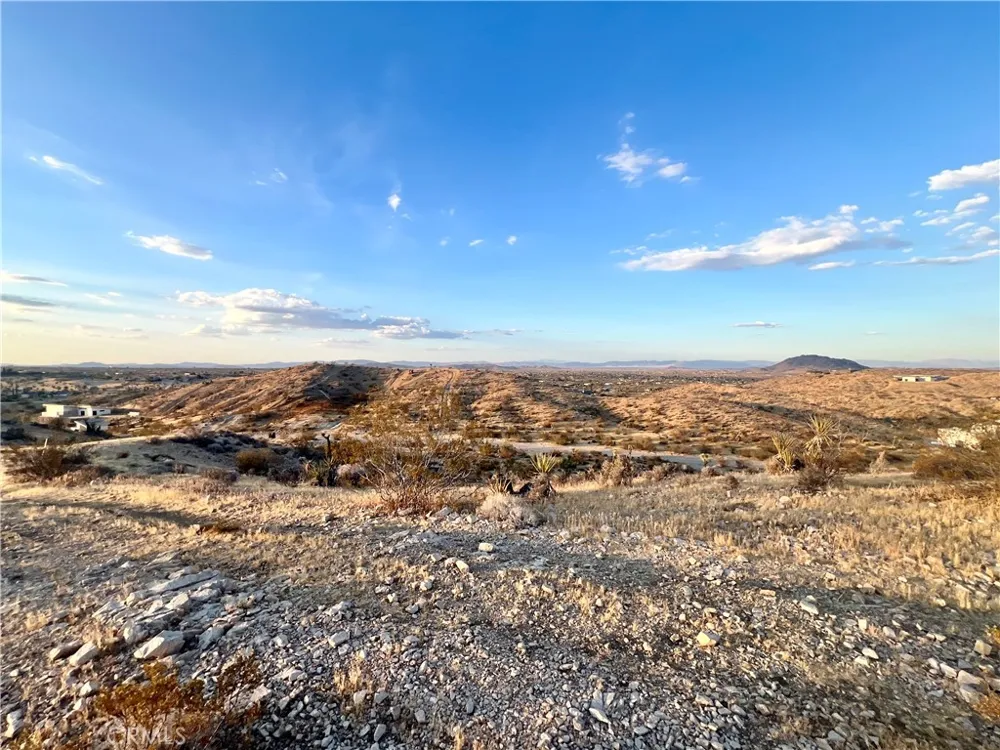 Hacienda Drive Yucca Valley, CA 92284