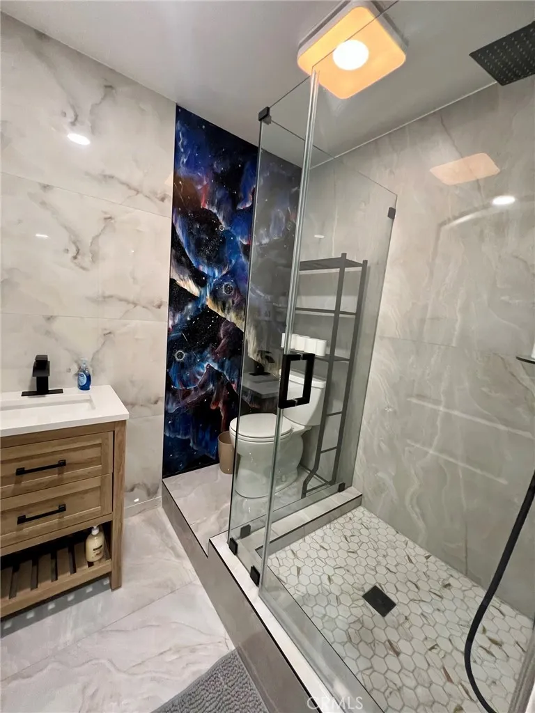 17161 Vintage Northridge, CA 91325