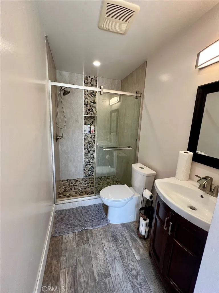 17161 Vintage Northridge, CA 91325