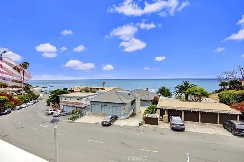 708 Cliff Drive