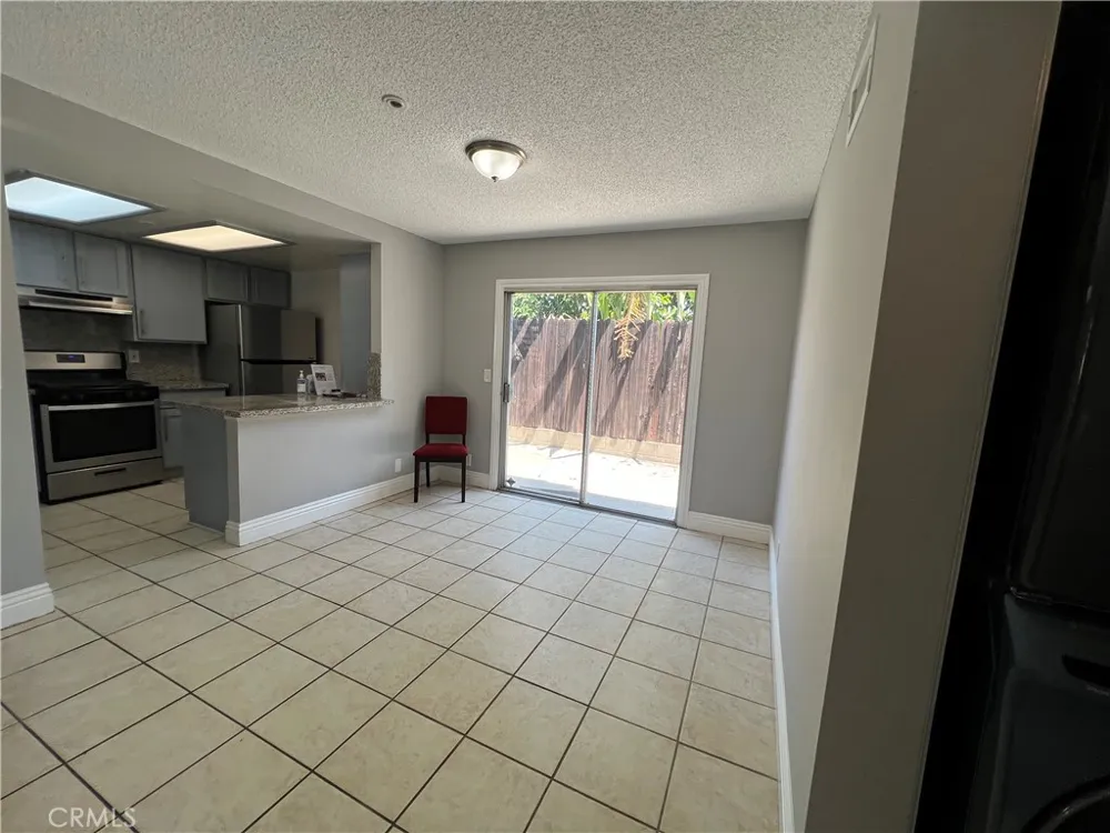 1927 W Houston #5 Fullerton, CA 92833