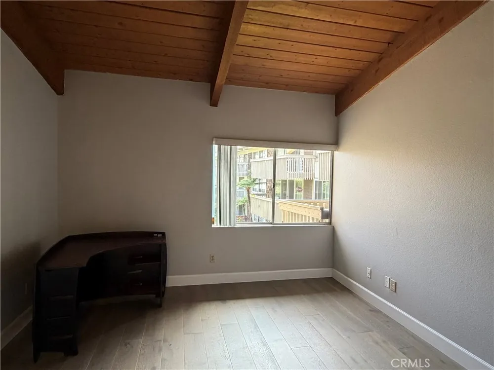 6542 Ocean Crest Dr. Rancho Palos Verdes, CA 90275
