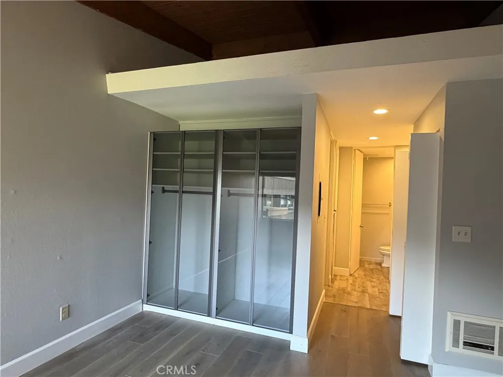 6542 Ocean Crest Dr. Rancho Palos Verdes, CA 90275