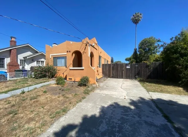 914 Alice San Leandro, CA 94577