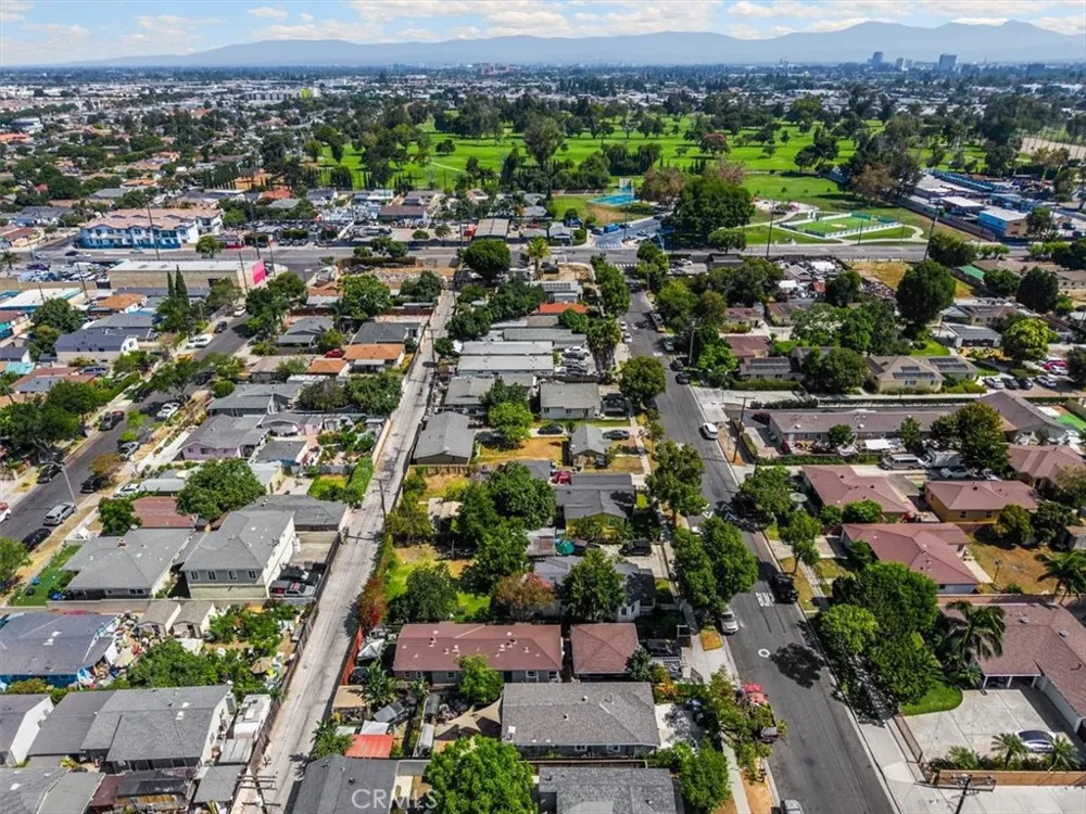 304 Susan #A and B Santa Ana, CA 92703