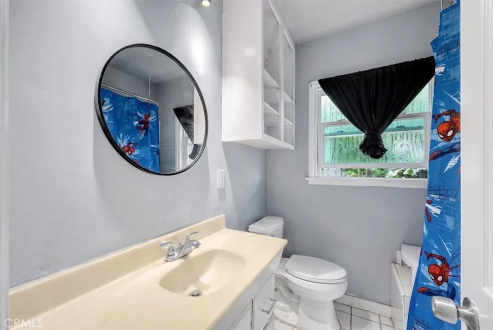 304 Susan #A and B Santa Ana, CA 92703