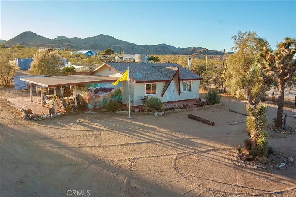 164 Old Woman Springs Yucca Valley, CA 92284