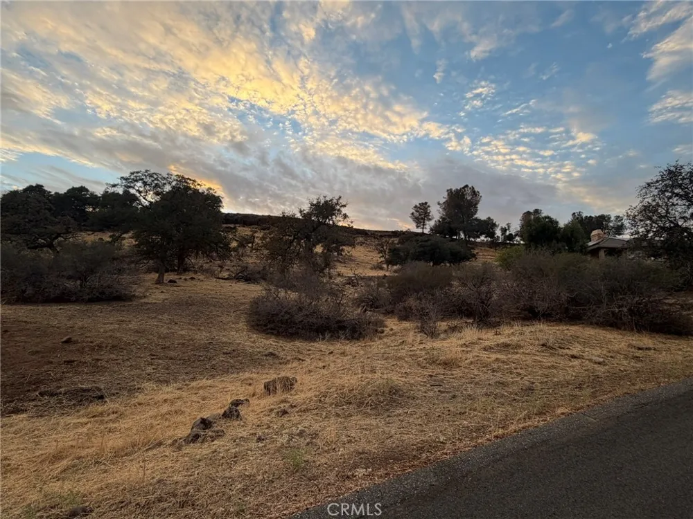808 Whispering Winds Chico, CA 95928