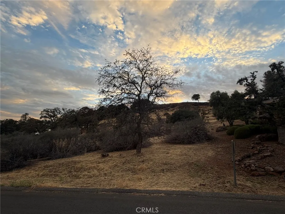 808 Whispering Winds Chico, CA 95928