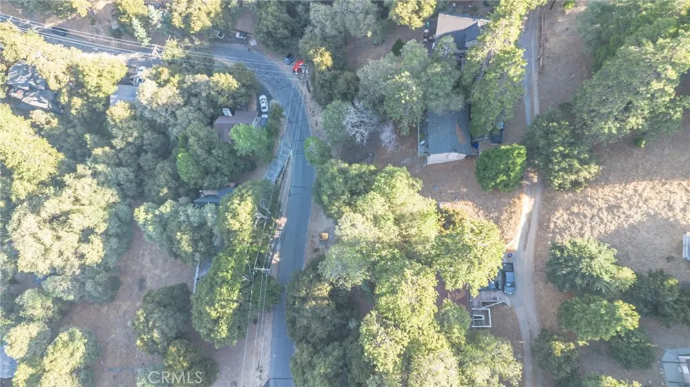 310 Wylerhorn Crestline, CA 92325