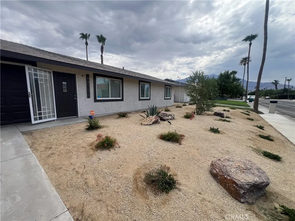68135 Peladora Cathedral City, CA 92234