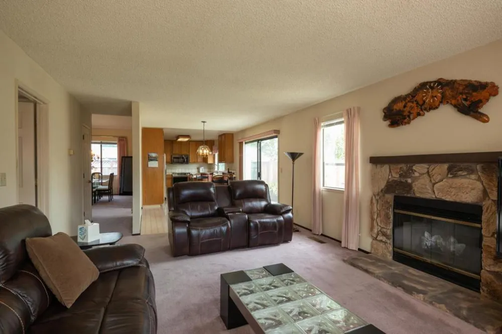 1219 Willow Court Gilroy, CA 95020