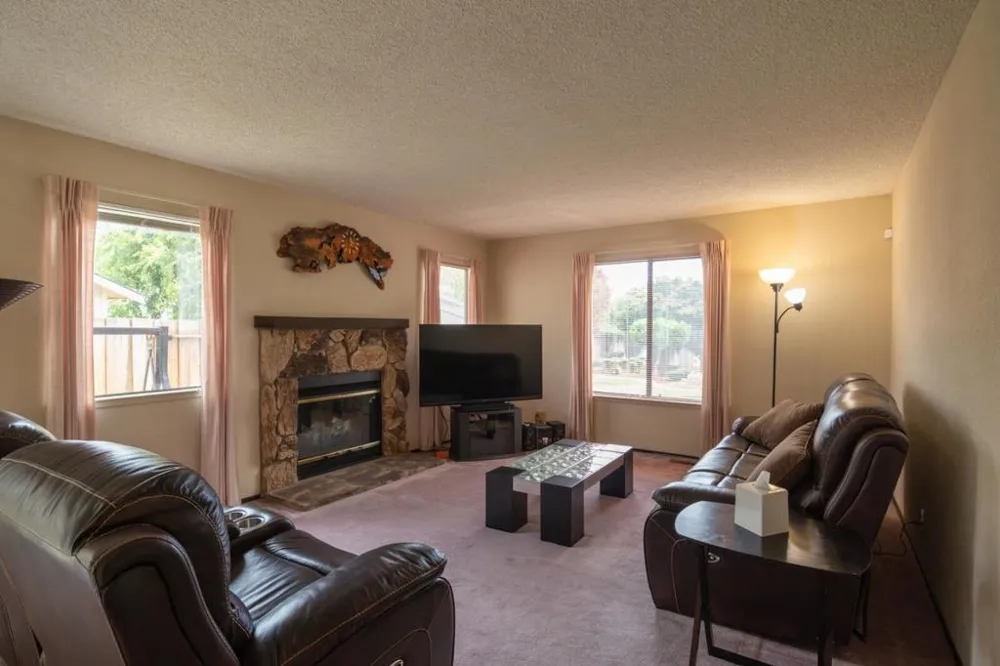 1219 Willow Court Gilroy, CA 95020