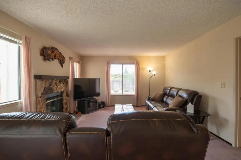 1219 Willow Court Gilroy, CA 95020