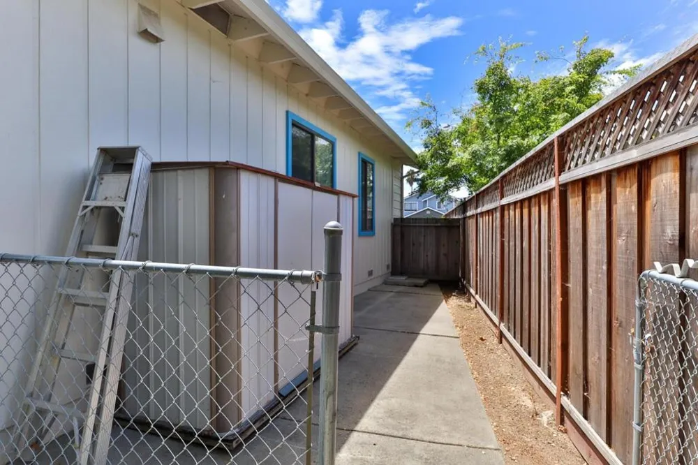 1219 Willow Court Gilroy, CA 95020