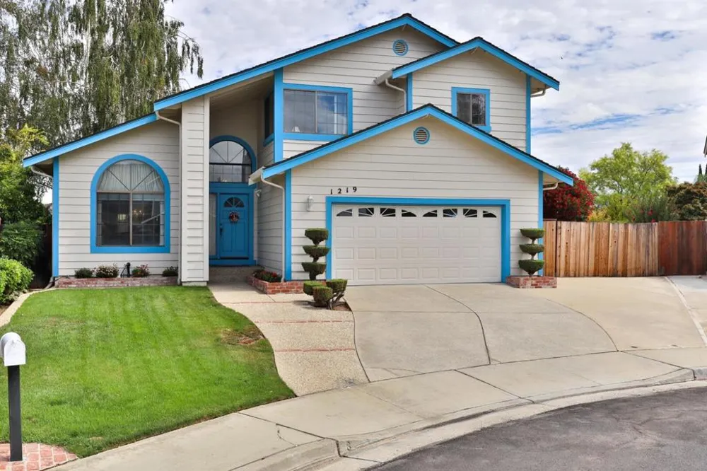 1219 Willow Court Gilroy, CA 95020