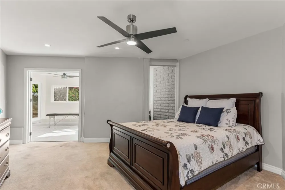 2 Camel Point Laguna Beach, CA 92651