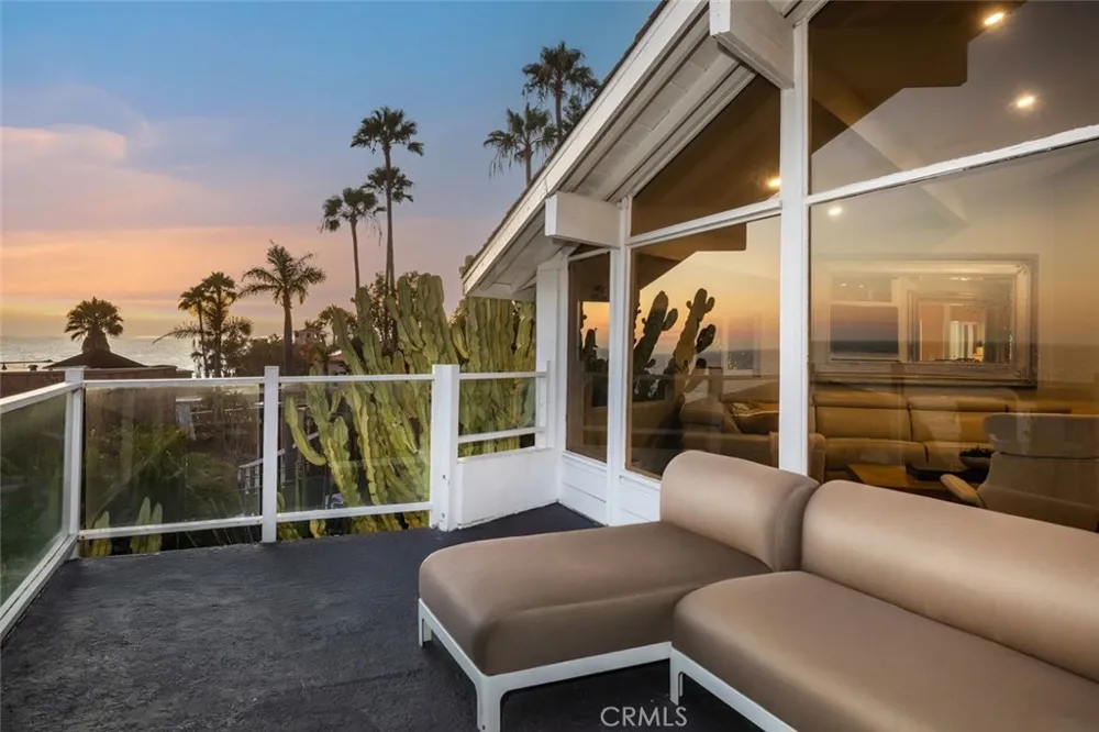 2 Camel Point Laguna Beach, CA 92651