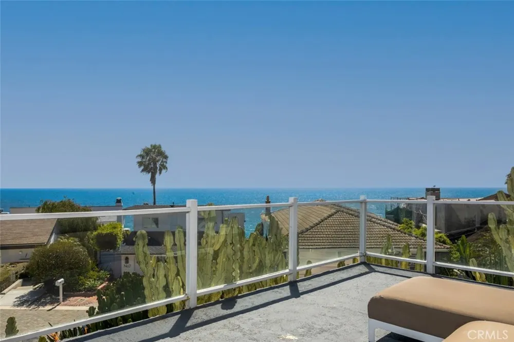 2 Camel Point Laguna Beach, CA 92651