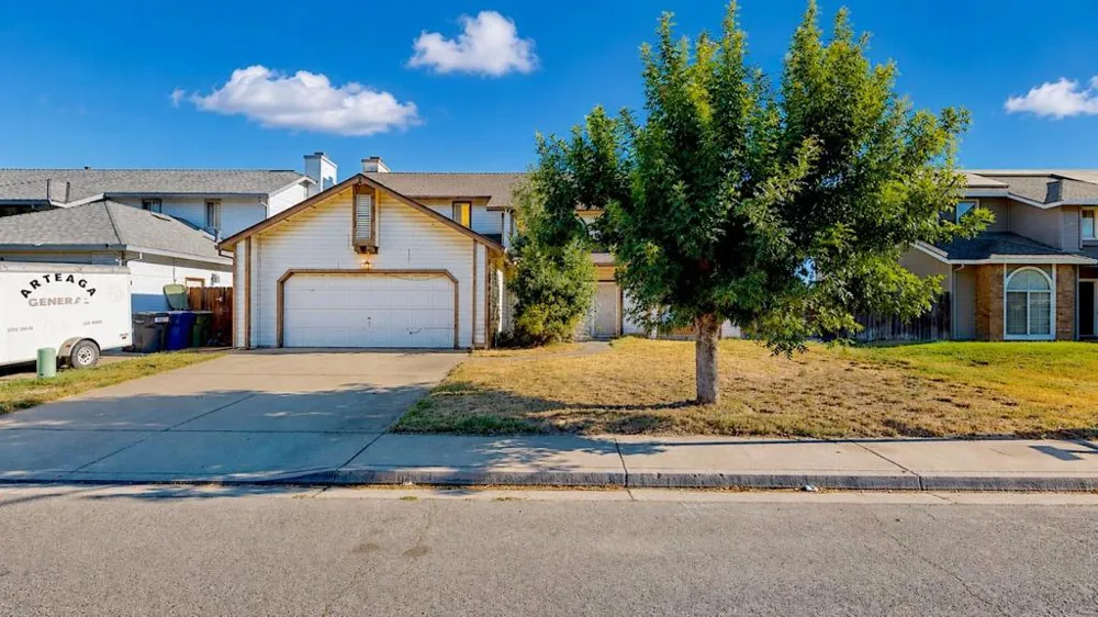1961 Nikki Ann Way Turlock, CA 95380