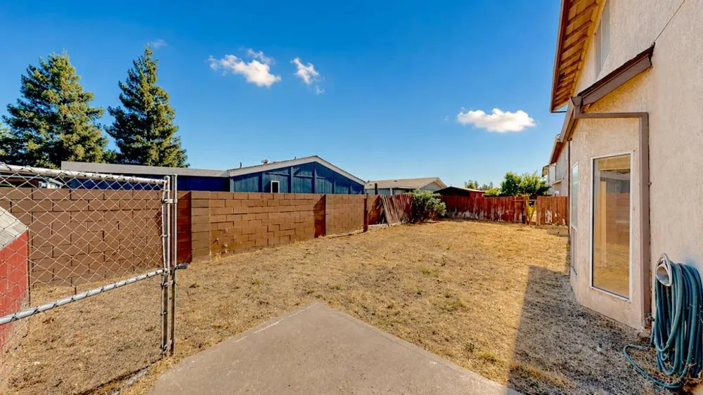 1961 Nikki Ann Way Turlock, CA 95380