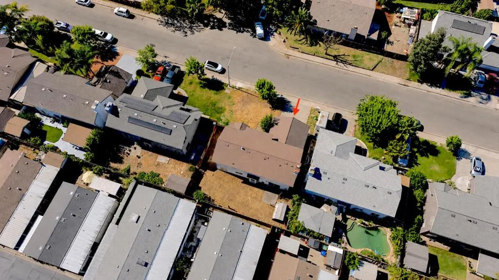 1961 Nikki Ann Way Turlock, CA 95380
