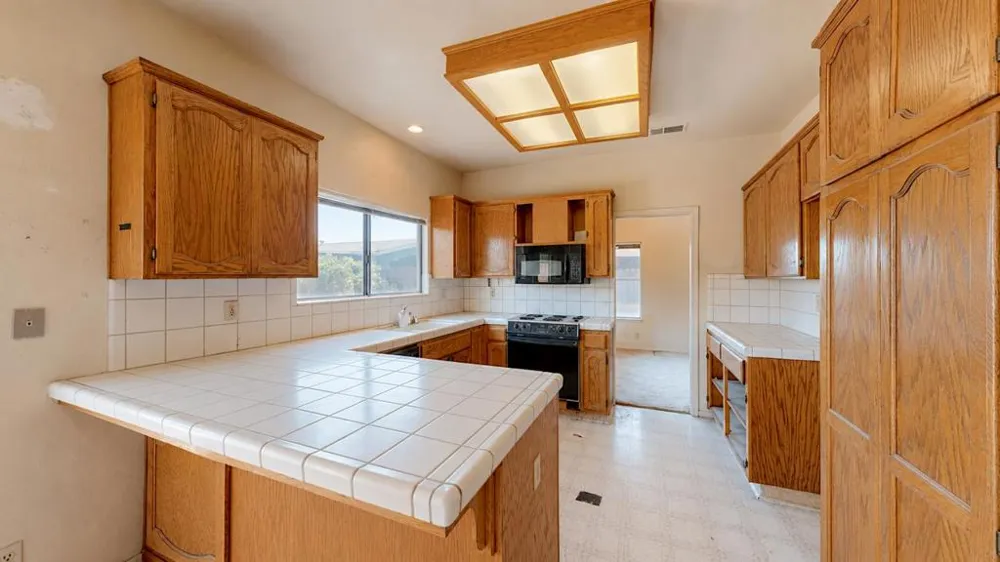 1961 Nikki Ann Way Turlock, CA 95380