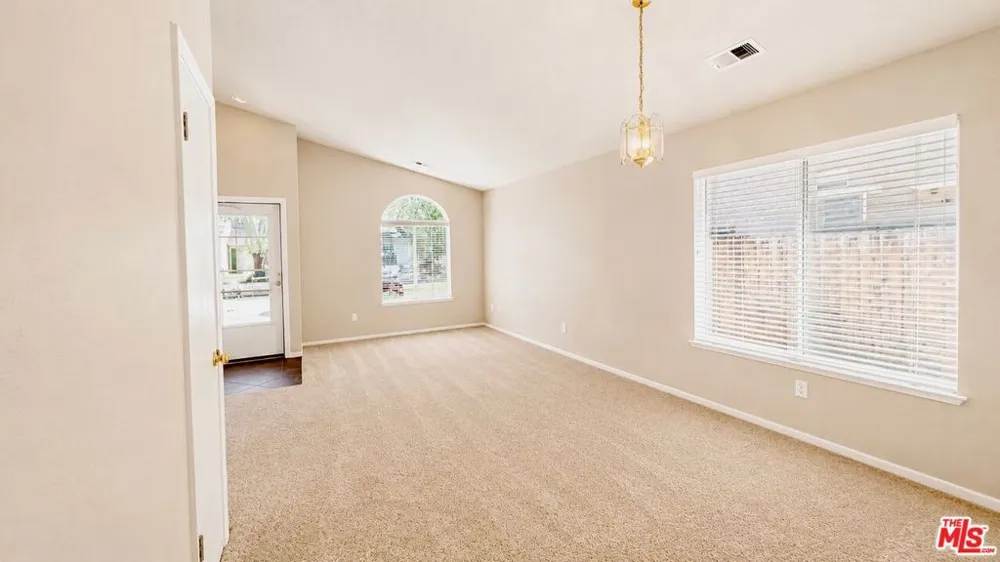 570 Pombo Square Drive Tracy, CA 95376