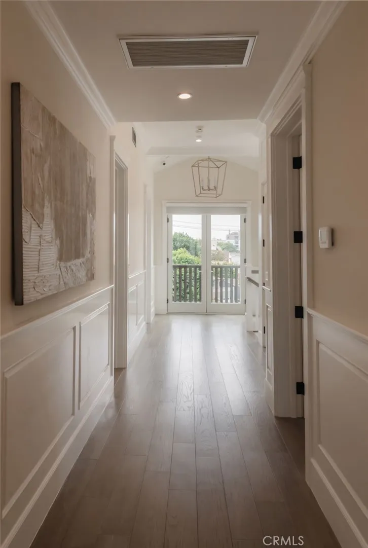 10555 Holman Los Angeles, CA 90024